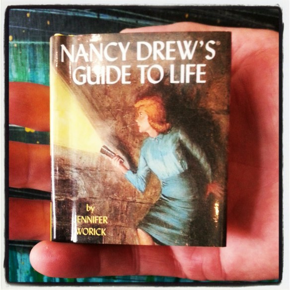 Wacky advice that fits in the palm of your (husband's) hand. 