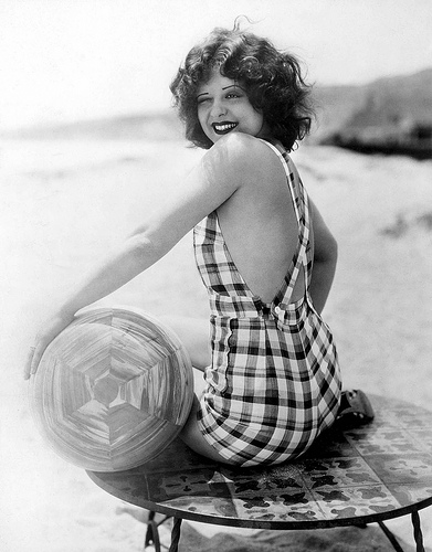 Beachy Clara Bow