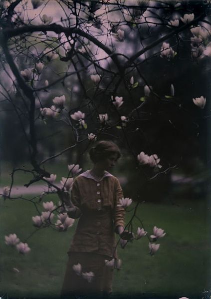 Edna St. Vincent Millay by Arnold Genthe, 1914